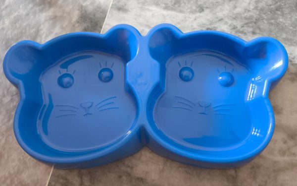 Cute Cat-Shaped Double Food Bowl | Durable Plastic Pet Feeder | Food & Water Dish for Cats & Small Pets (Random Colors)