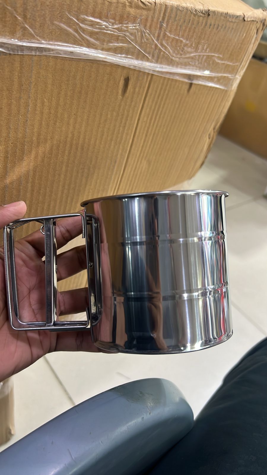 Stainless steel flour sifter with double-layer mesh and one-hand press for smooth, lump-free baking every time