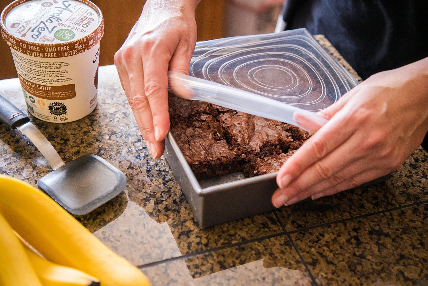6-piece reusable silicone stretch lids for bowls, plates, and containers, keeping food fresh, spill-free, and eco-friendly